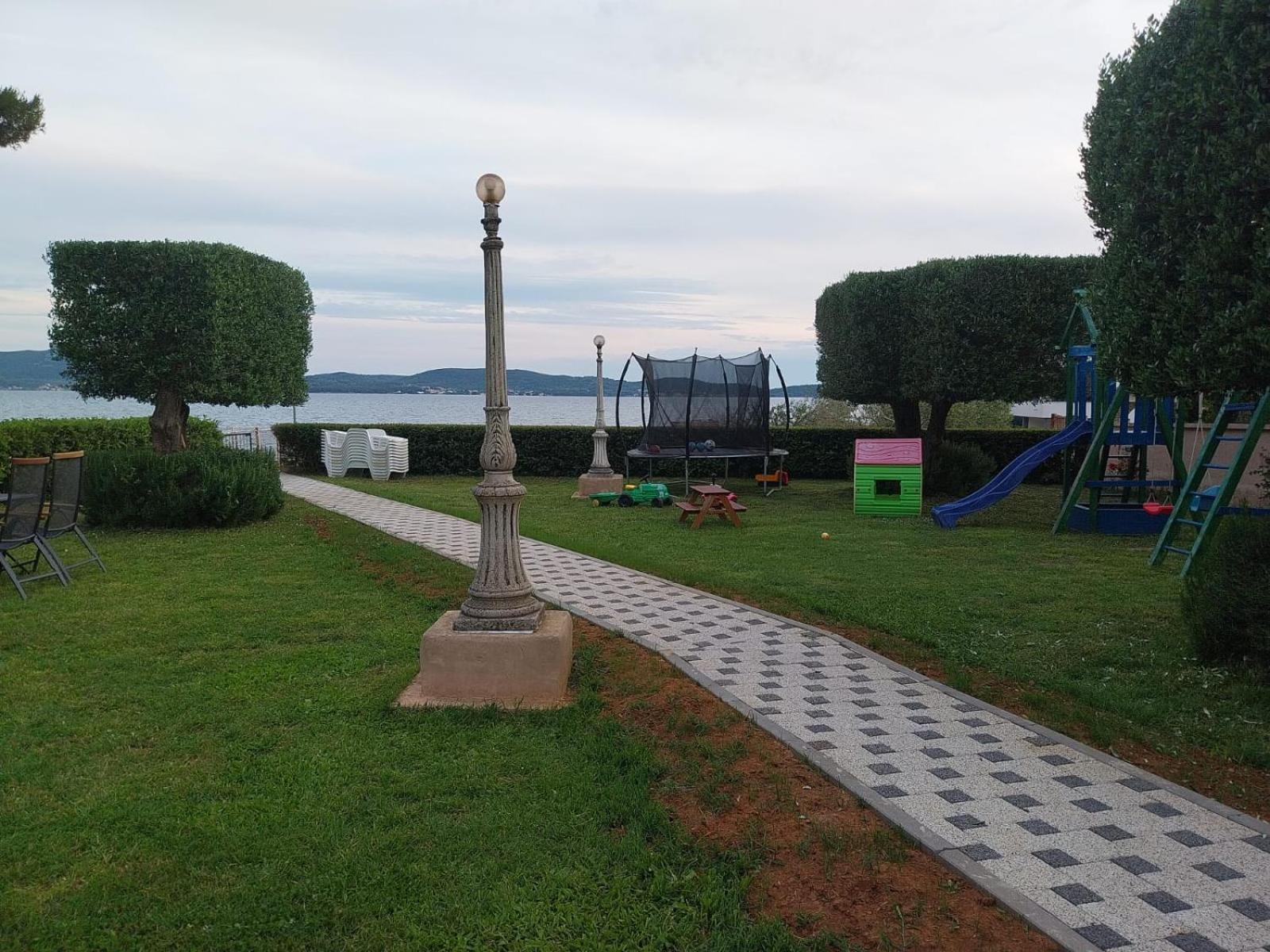 Apartments Becky On A Sandy Beach Without Crowd Sukosan Exterior photo
