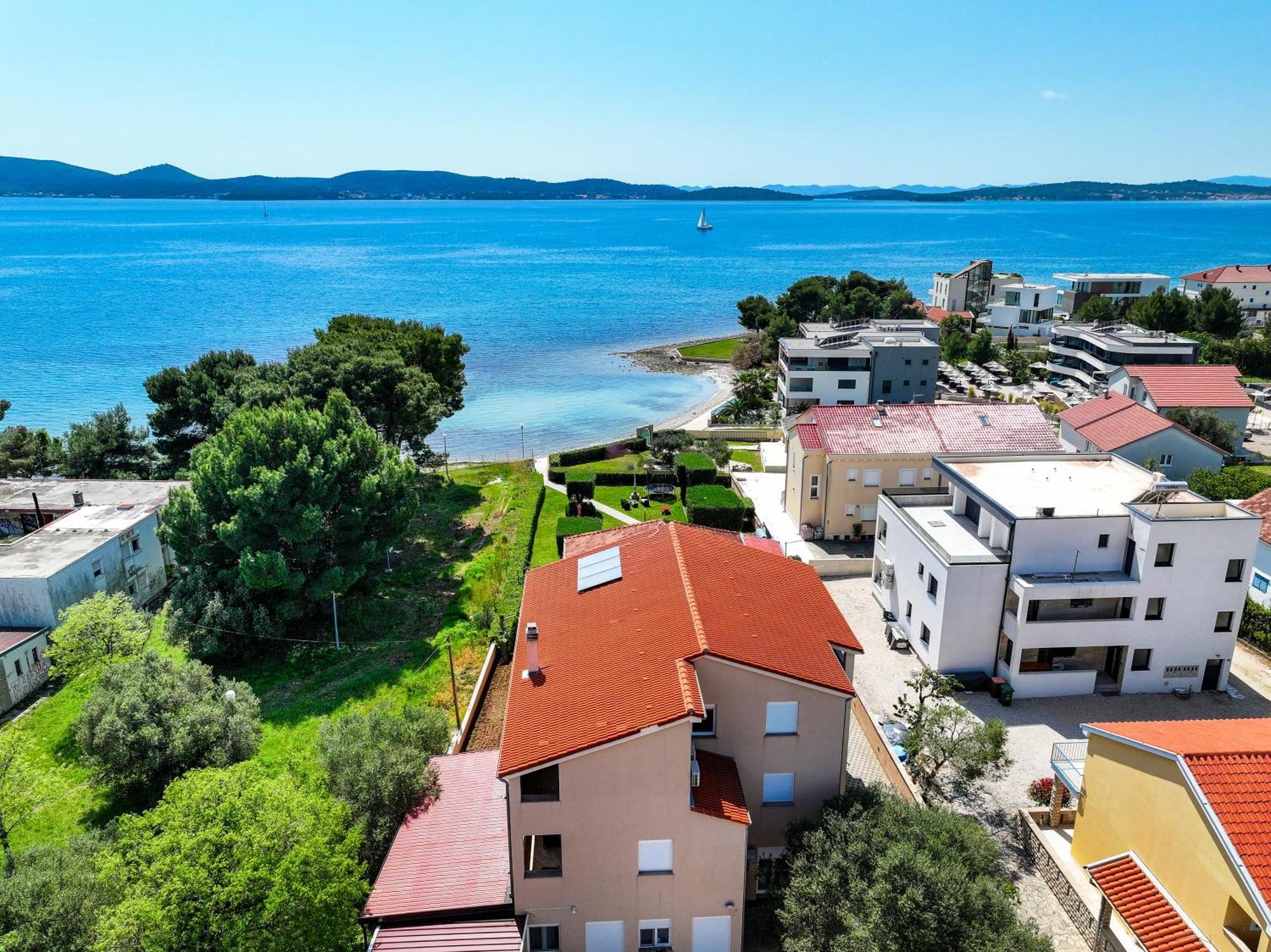 Apartments Becky On A Sandy Beach Without Crowd Sukosan Exterior photo